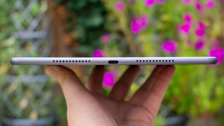 Huawei MatePad 11.5 (2025) in hand, showing the charging port