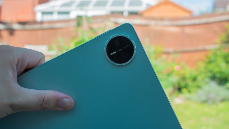 Huawei MatePad Pro (2025) in hand, showing the rear cameras