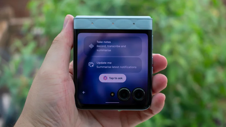 Motorola Razr 60 folded in hand, Moto AI settings on the cover display
