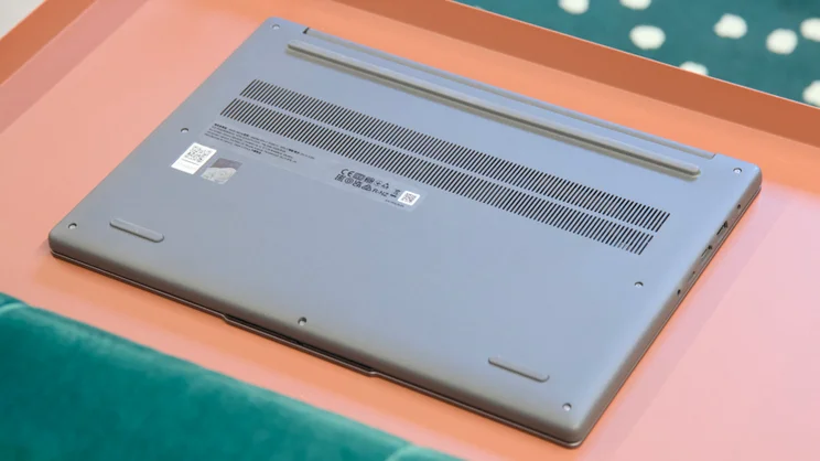 The underside of the Lenovo IdeaPad 3x 2025