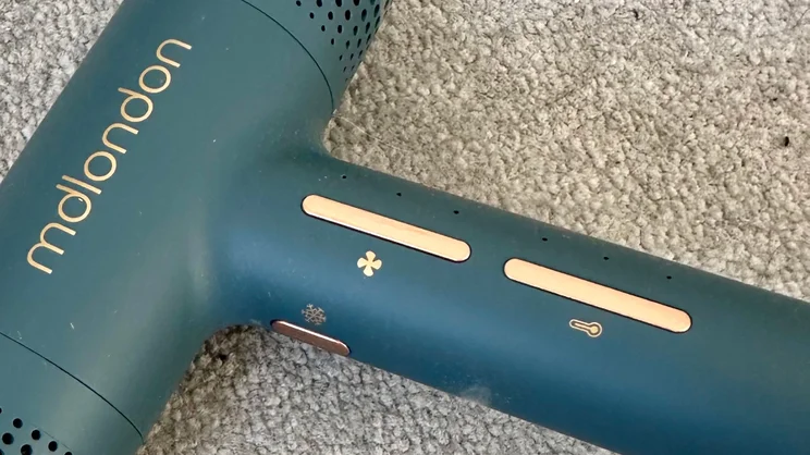 mdlondon Blow 2025 - close-up shot of control buttons on handle