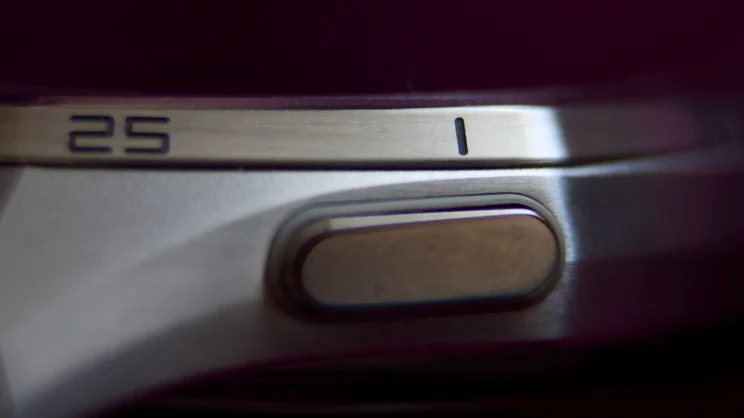 A close up view of the Huawei Watch 6 Pro's secondary button