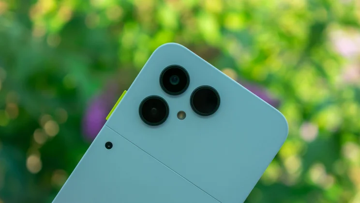 Close up of the Fairphone 6's rear cameras