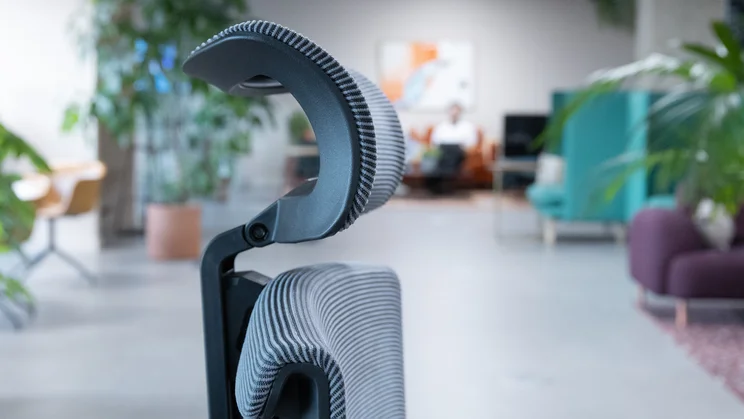 A closeup of the The Flexispot C7 office chair's headrest