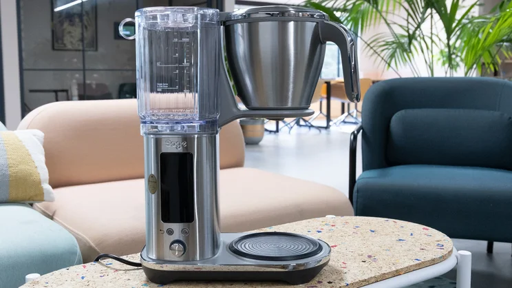 The Sage Luxe Brewer filter coffee machine on a table, without carafe
