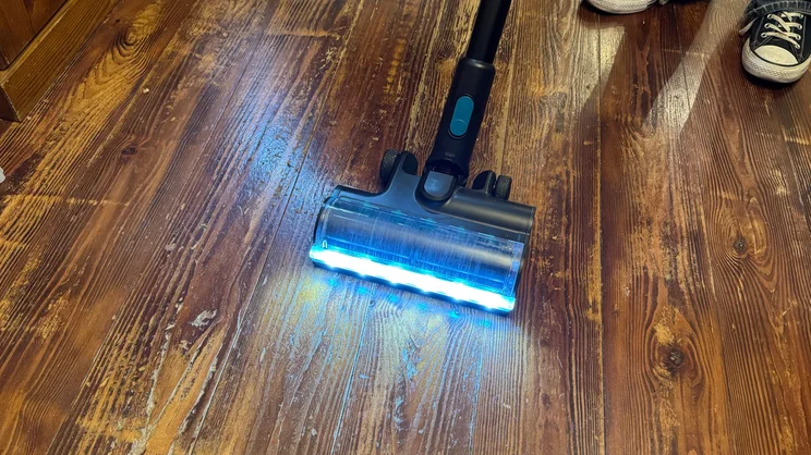 Using the VAX HomePro Detect Pet-Design vacuum cleaner with LED floor lights turned on