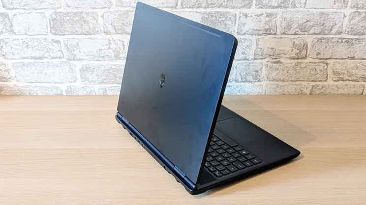 Alienware 16X Aurora - open, shot from the rear
