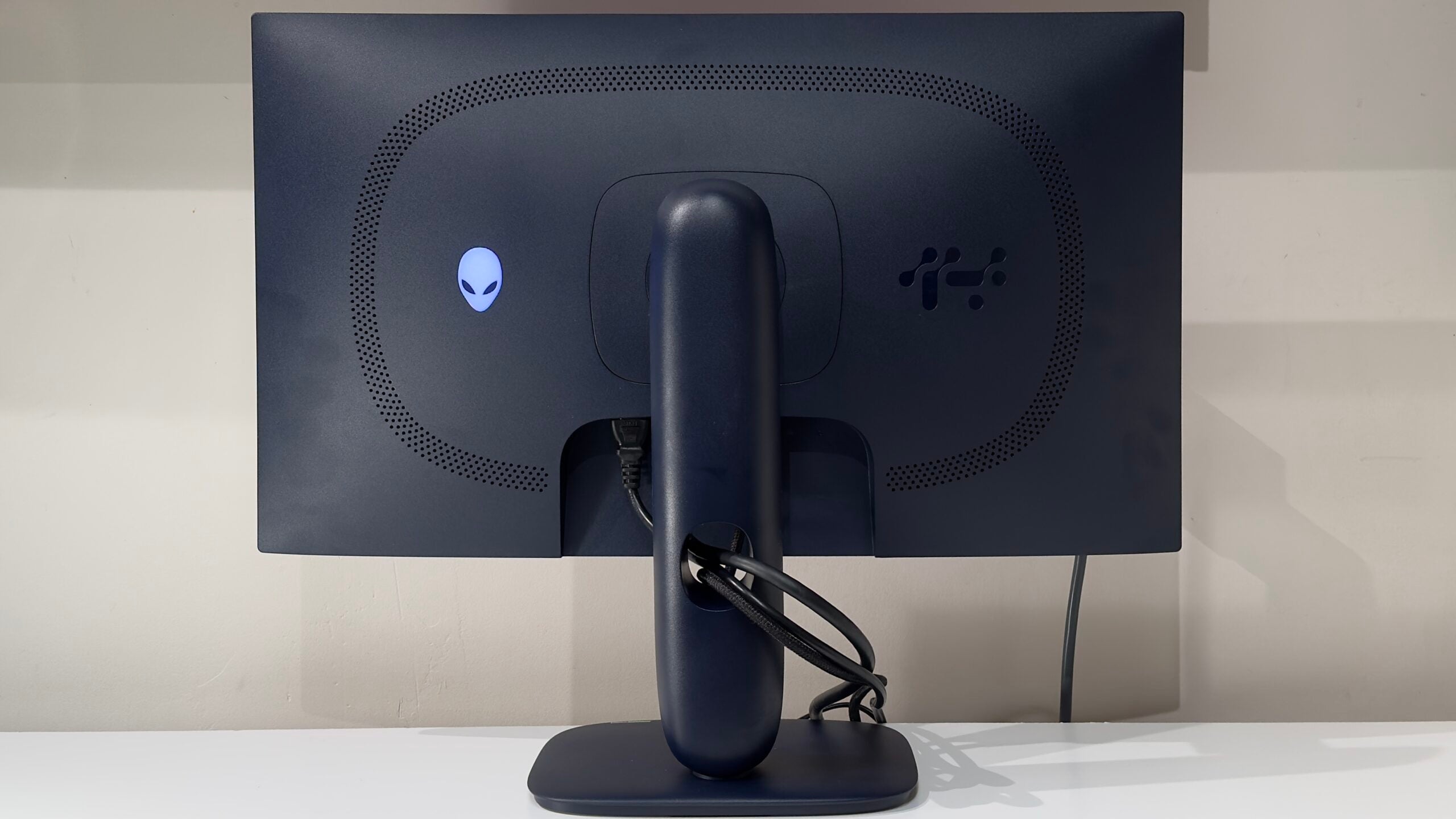 Alienware AW2725D monitor review: A capable QD-OLED gaming monitor
