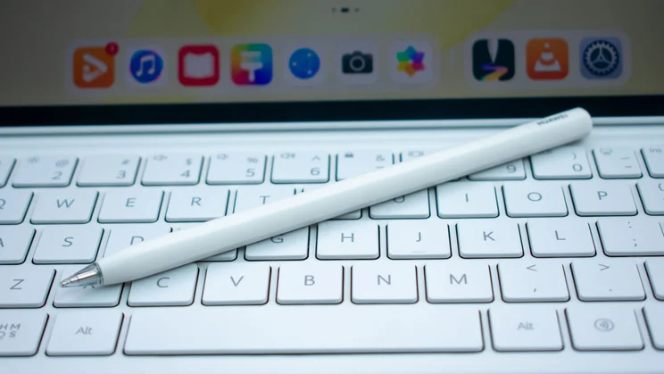 Stylus sitting on the Huawei MatePad 12X's keyboard attachment