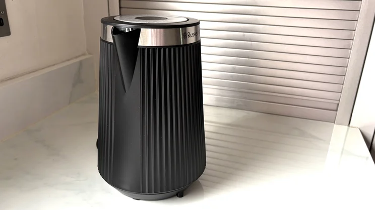 The Russell Hobbs Bronte kettle on a kitchen worktop