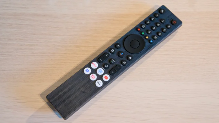 The TCL C7K's remote control