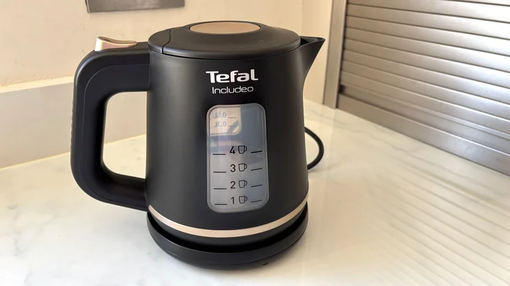 The Tefal Includeo Kettle on a kitchen worktop