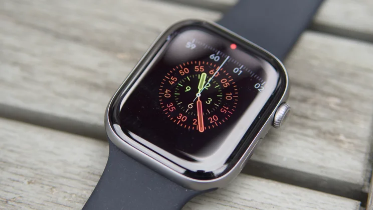 The Apple Watch Series 11 showing off the new Exactography watch face