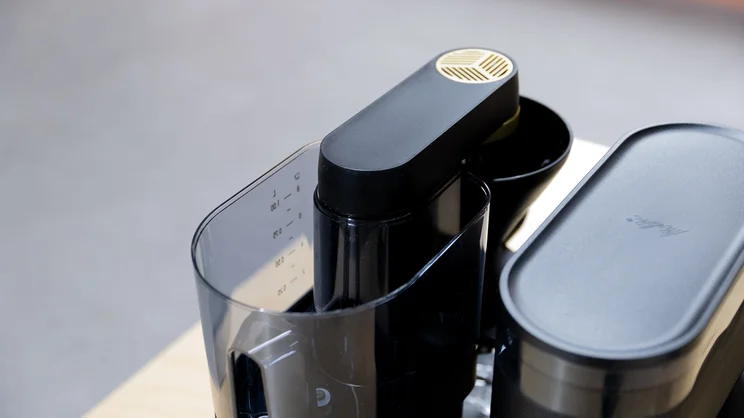 The Melitta EPOS filter coffee machine's water tank, with lid removed