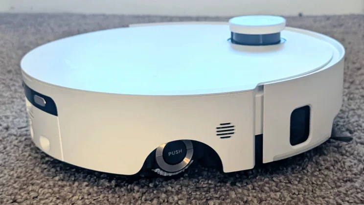 A side on view of the Dream Aqua10 Ultra Roller