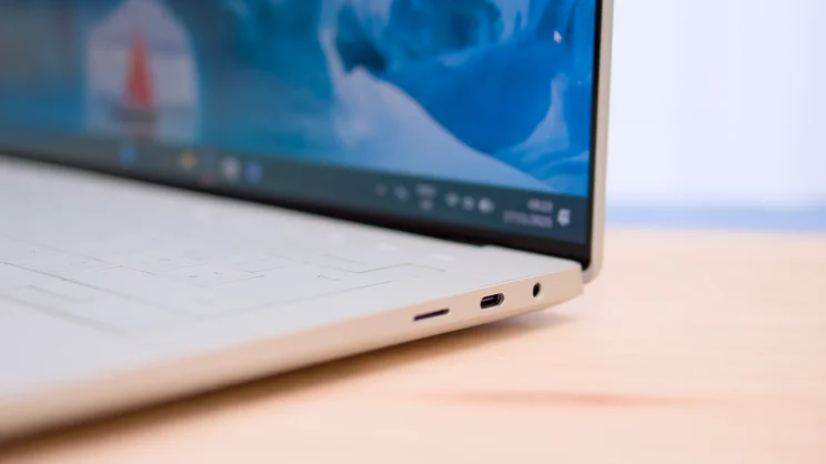 A close up of the Dell 14 Premium right side ports