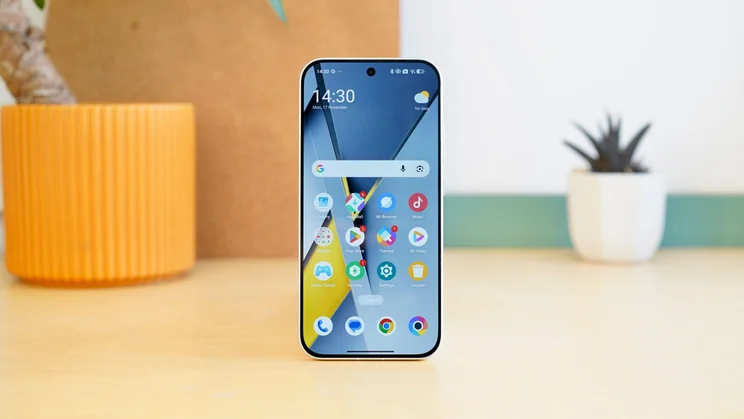 Poco F8 Pro, front view with the display on
