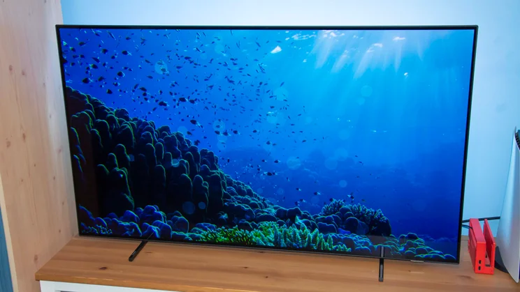 The Philips OLED760 TV displaying an underwater scene