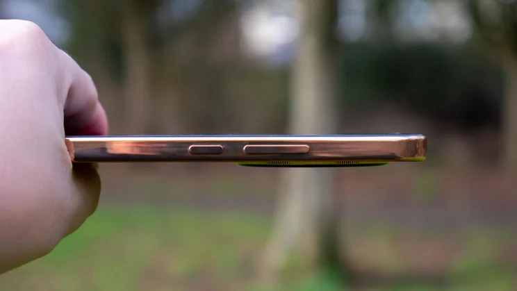 Close up of the Honor Magic 8 Lite's power and volume buttons