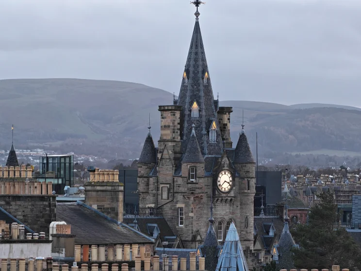 10x zoom of a church