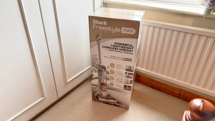 Shark Freestyle Pro's box