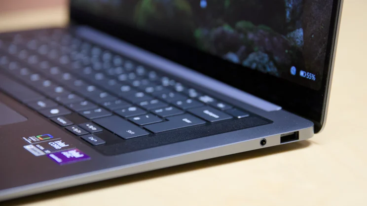 A close up of the Samsung Galaxy Book6 Pro 16's right edge