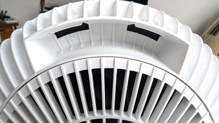 A back view of the Dreo Smart Whole Room Heater 714s, focussed on the carry handle