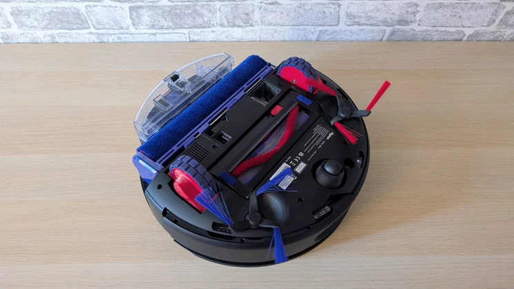 The Dyson Spot and Scrub pictured from below