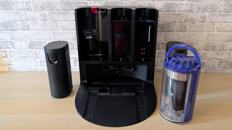 The Dyson Spot and Scrub's base station pictured with all the reservoirs removed