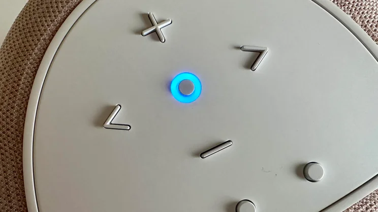 Close-up of the controls on top of the Bluesound Pulse Flex 2025 wireless speaker