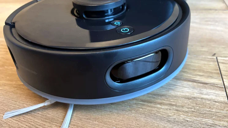 A closeup of the Switchbot K11+ robot vacuum's sensor