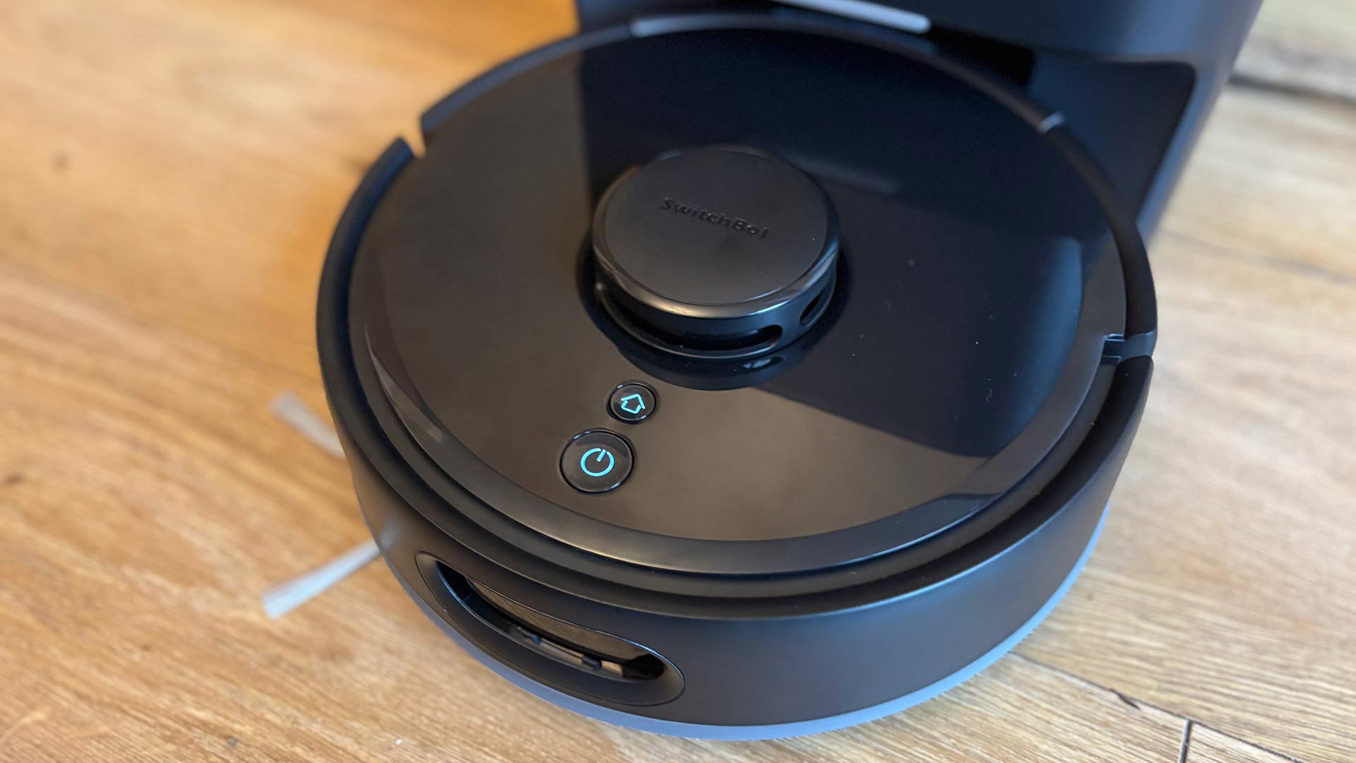 iRobot Roomba 780 review | Expert Reviews