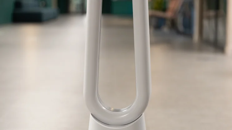 A closeup of the Beldray 2-in-1 Bladeless Fan head