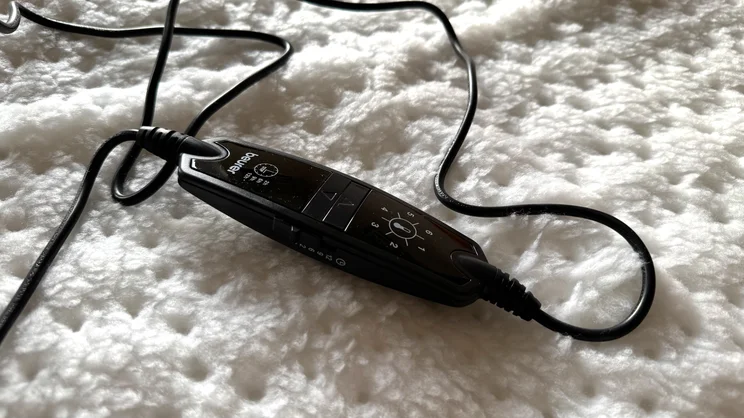 A closeup of the Beurer Indulgence Heated Underblanket's controller