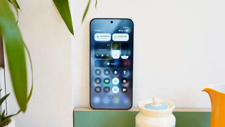 Poco X8 Pro Max displaying the control centre