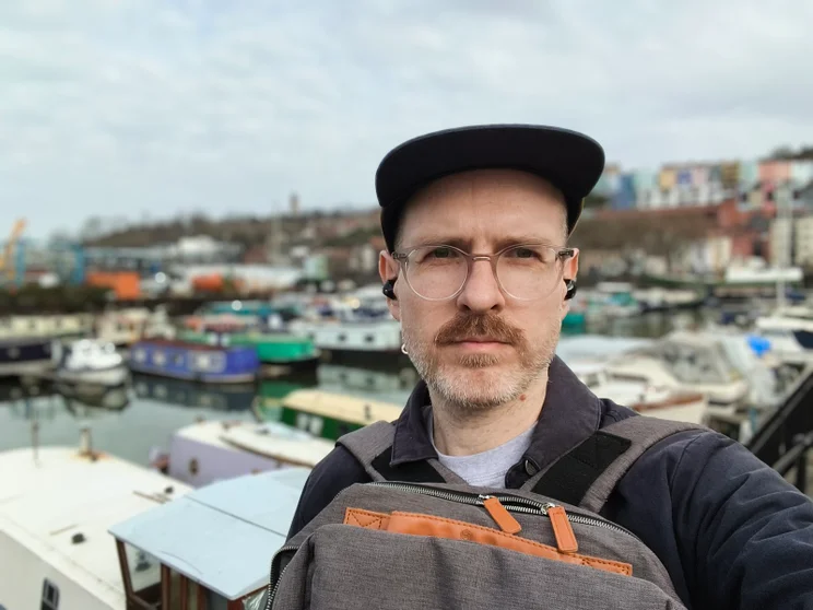 Portrait shot of author Jon Mundy