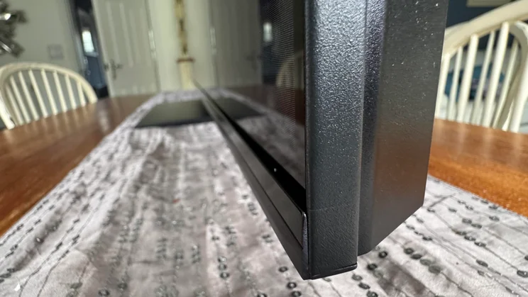 Close-up of the bottom right corner of the Hisense U7Q Pro Mini LED TV