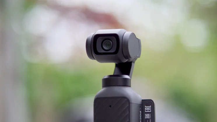 A photo of the front of the DJI OSMO Pocket 4's lens housing