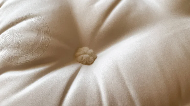 A closeup of the surface of the Hypnos Inspired By Nature 05 mattress