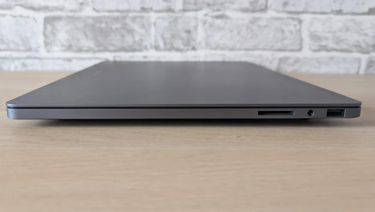 The Samsung Galaxy Book6 Ultra, closed, pictured from the right edge