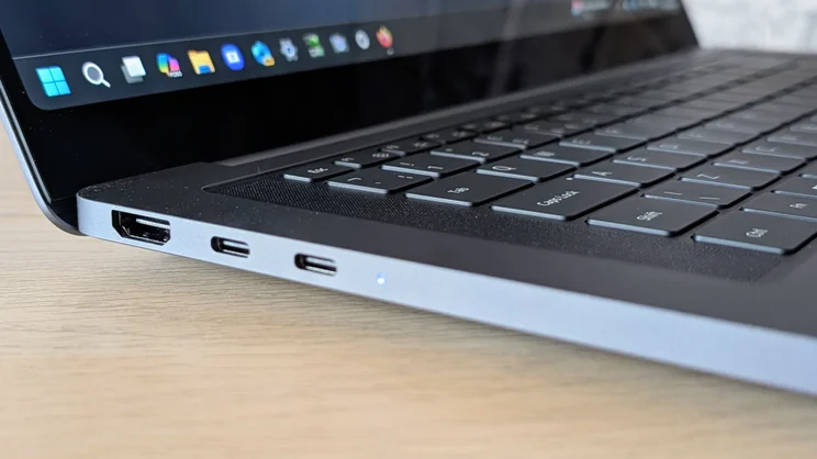 The Samsung Galaxy Book6 Ultra, open, pictured from the left side_07