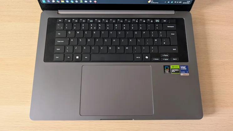 The Samsung Galaxy Book6 Ultra 's keyboard, pictured from above