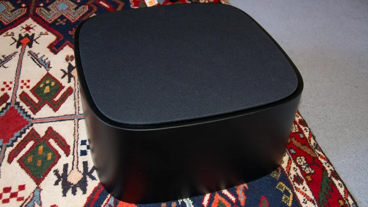 The LG Sound Suite W7 subwoofer in horizontal orientation