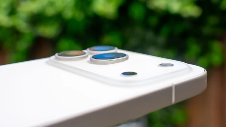 Honor 600 Pro rear cameras, angled view