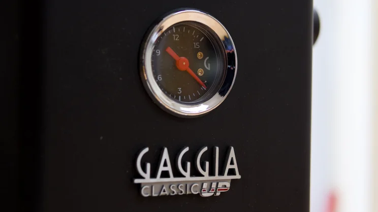 The Gaggia Classic UP's pressure gauge
