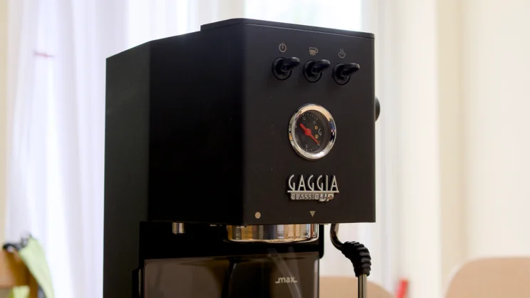 The front of the Gaggia Classic UP, shot from the left front corner