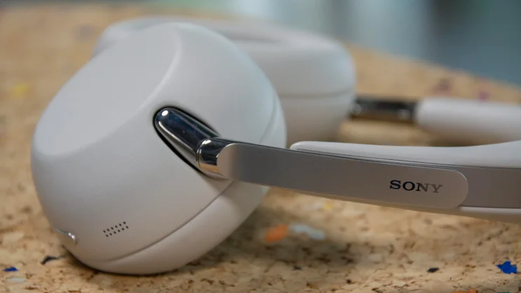 The headband slider with the Sony logo on the Sony 1000X The Collexion over-ear headphones