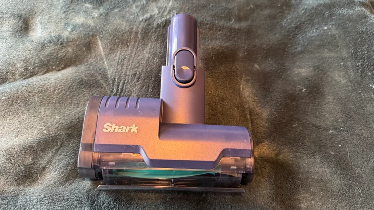 A picture of the Shark PowerDetect Speed Clean and Empty Pet Pro's motorised mini head