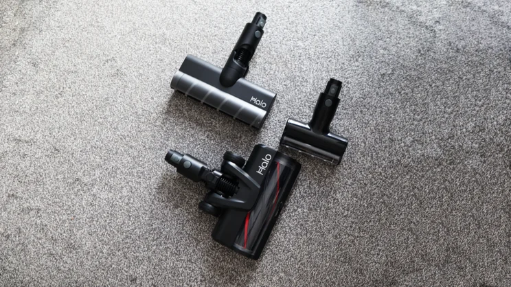 The Halo Capsule XR's three cleaning heads