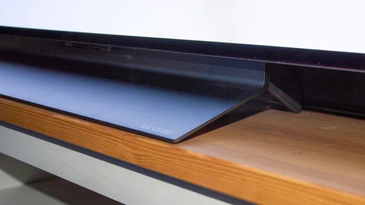 Side view of the LG C6 OLED TV's central stand